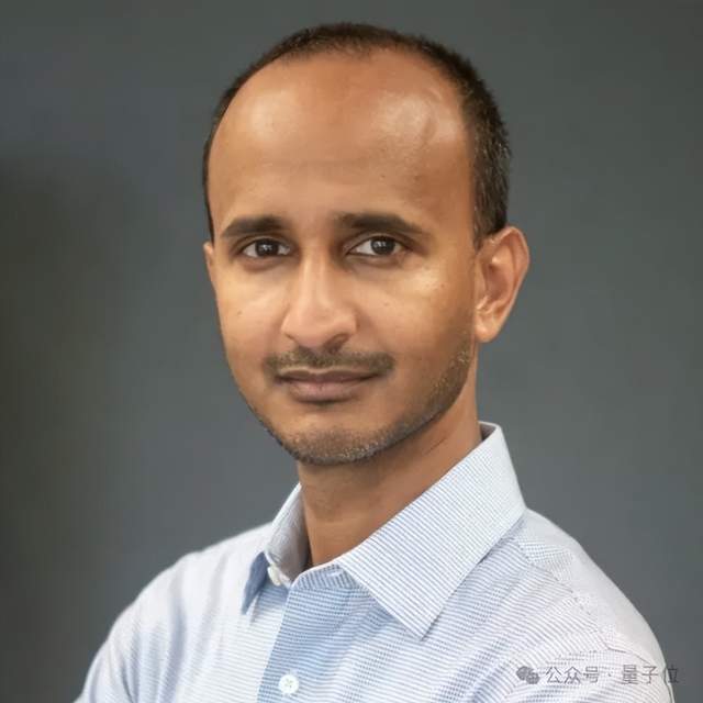 猎头黄仁勋的 2025：高管从巨头挖，干活钟爱华人创业团队